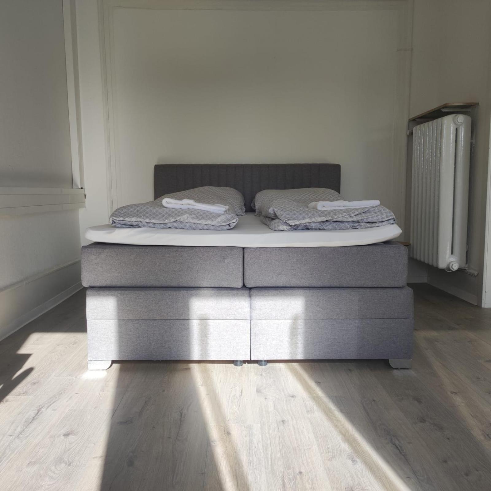 Simplex Apartments Am Ettlinger Tor Spacious カールスルーエ エクステリア 写真