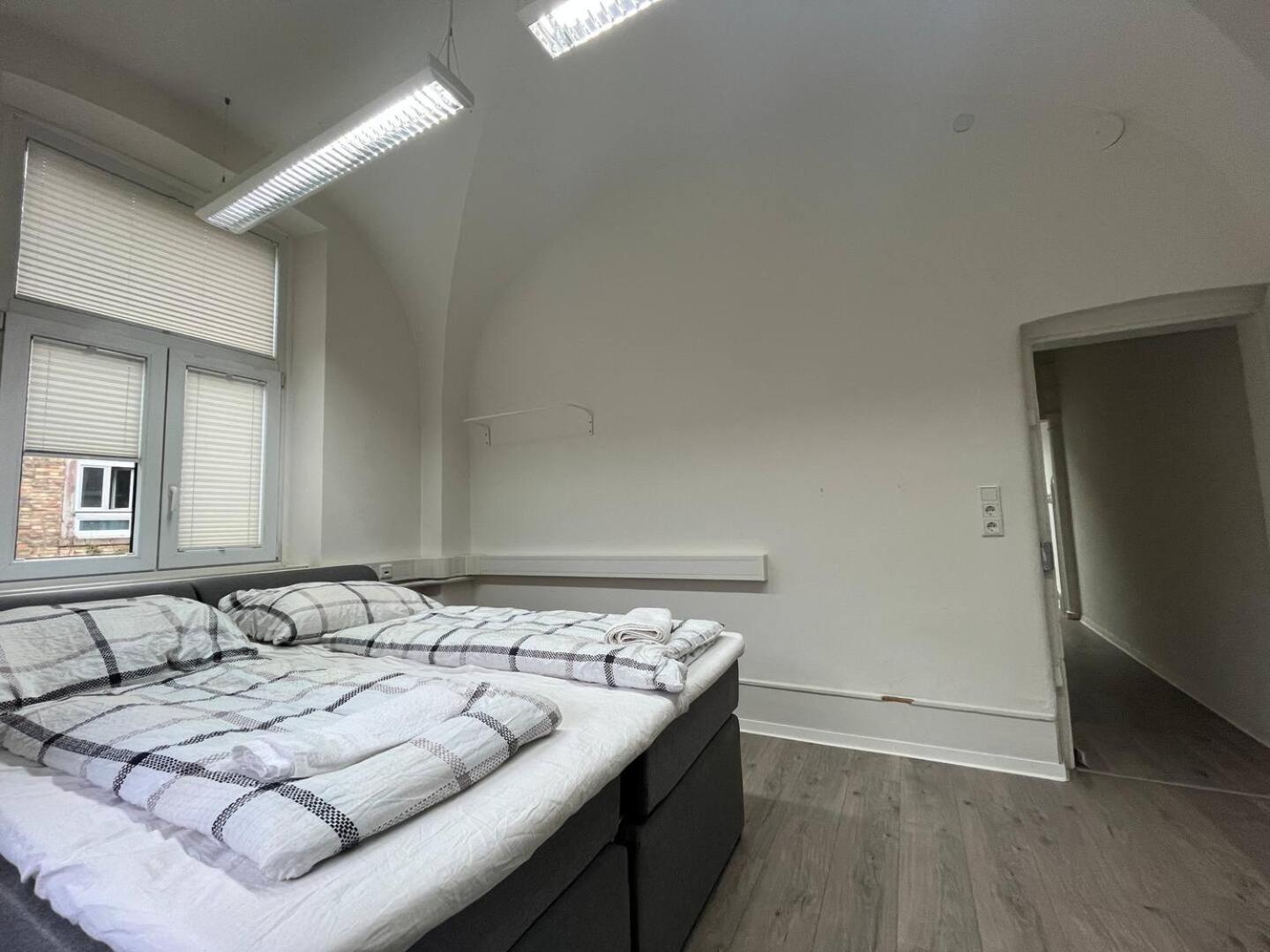 Simplex Apartments Am Ettlinger Tor Spacious カールスルーエ エクステリア 写真