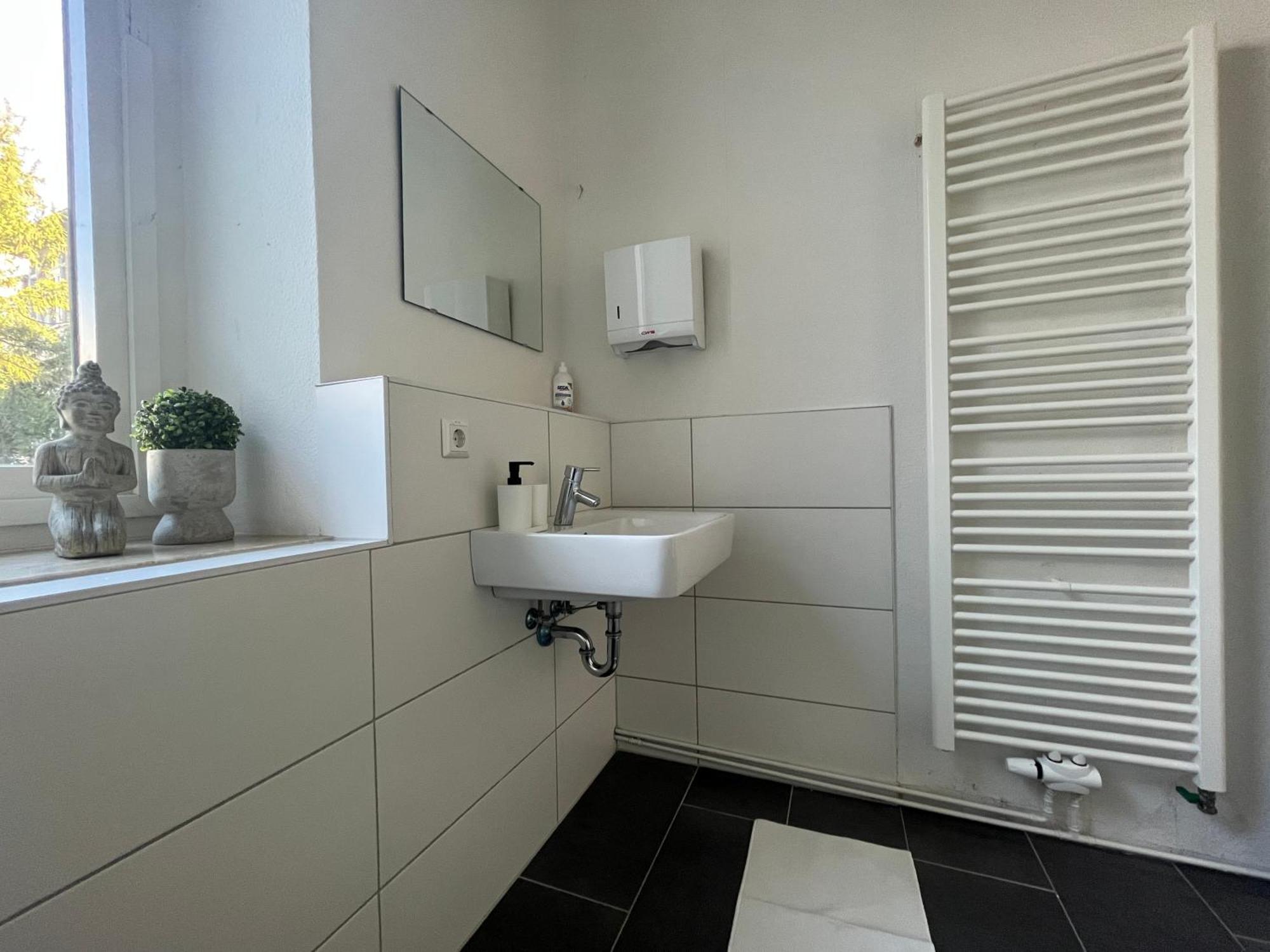 Simplex Apartments Am Ettlinger Tor Spacious カールスルーエ エクステリア 写真